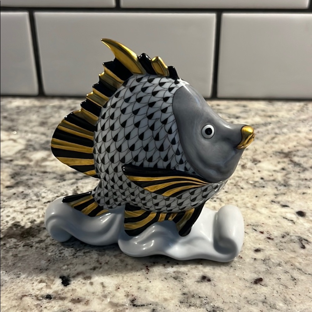 Herend Hvngary hand painted tropical fish